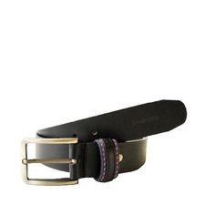 Cinturón unifaz de cuero negro para hombre con pasador y hebilla metálica.
